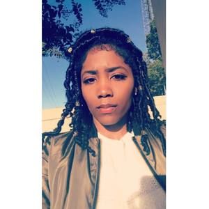 Meet your Posher, Bria